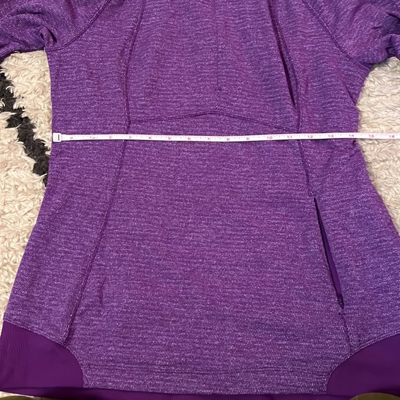 Lululemon half zip long sleeve pullover, size 10 - Picture 4 of 6